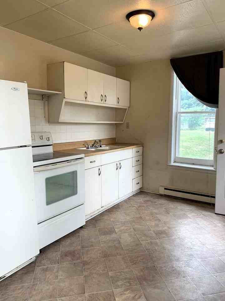 244 East Mckinley Street - Photo 5 of 11