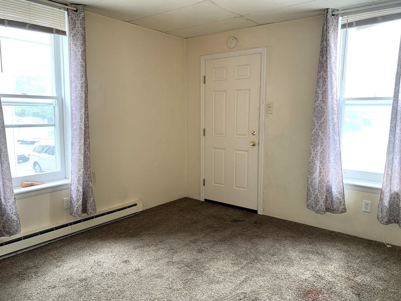 244 East Mckinley Street - Photo 7 of 11