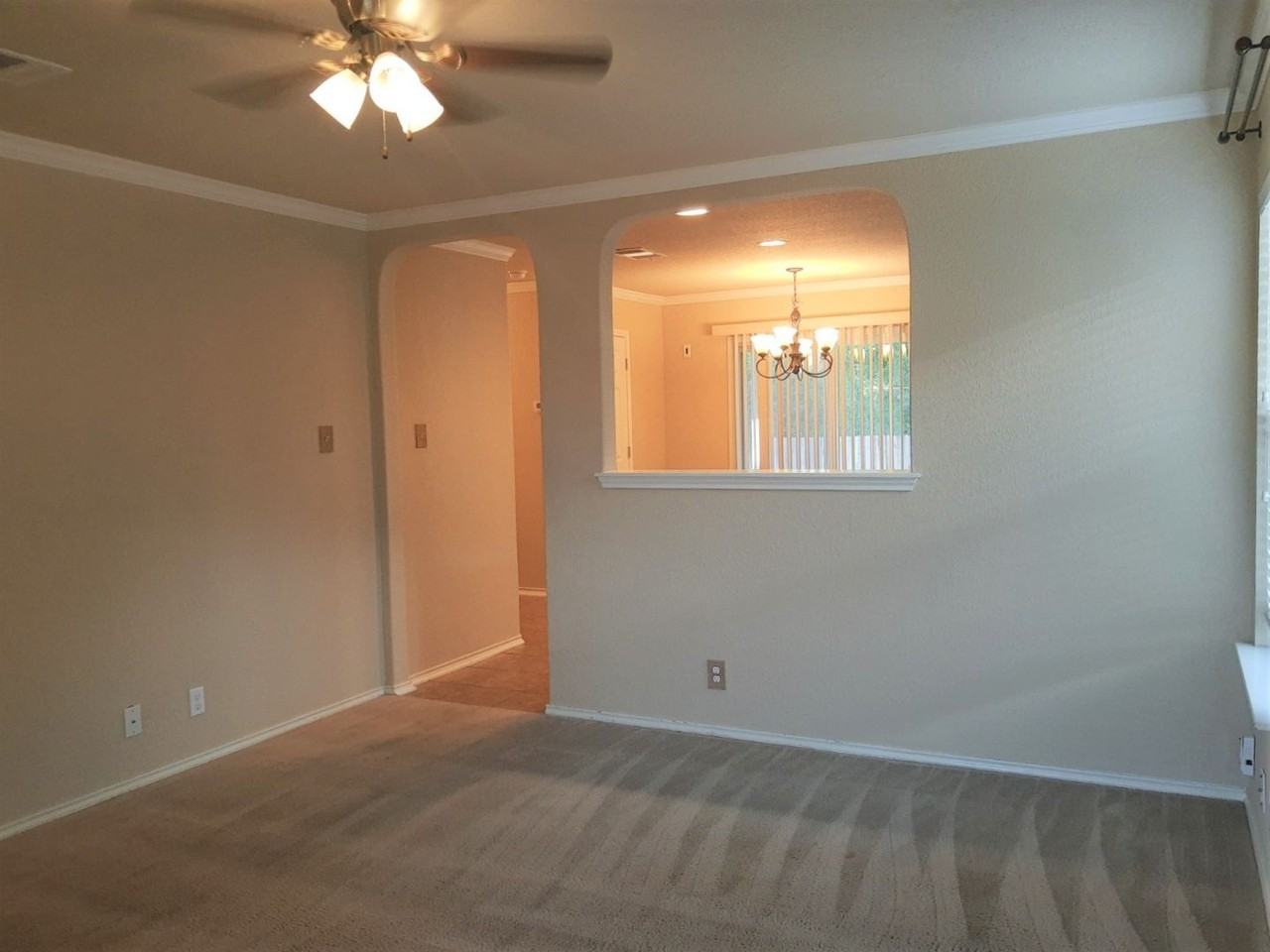 602 Diana Dr - Photo 4 of 19