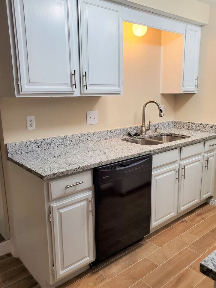 11130 N 100 Stratford Dr #331 - Photo 6 of 31