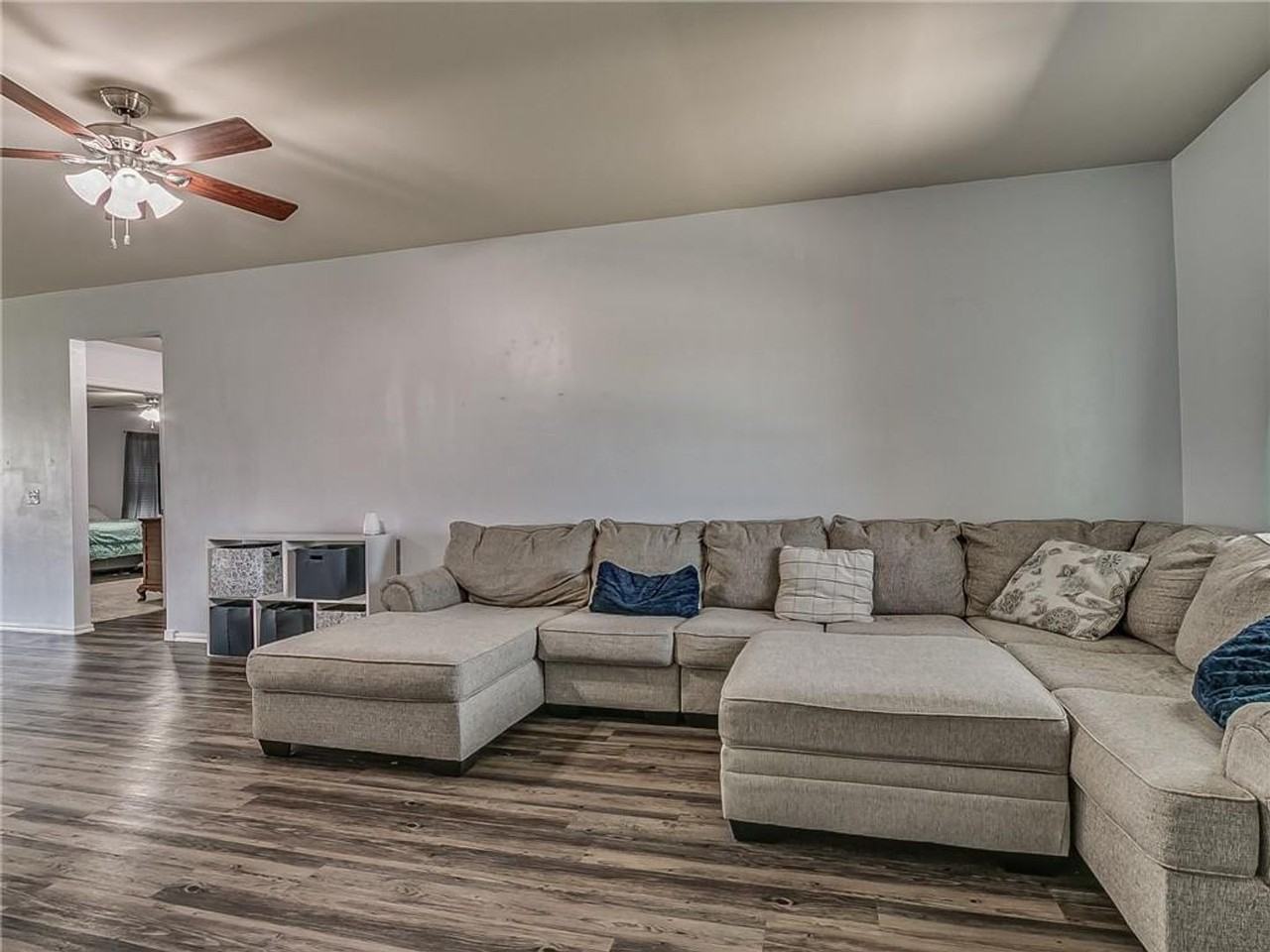 1912 West Autumn Way - Photo 6 of 33