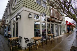 2007 Ne Broadway St #6 - Photo 1 of 1