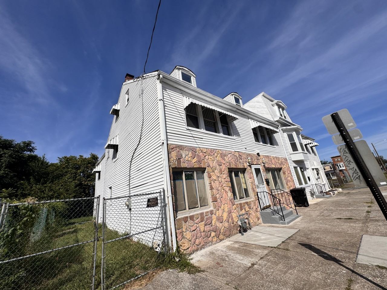 1716 N 6th St #NA - Photo 4 of 11