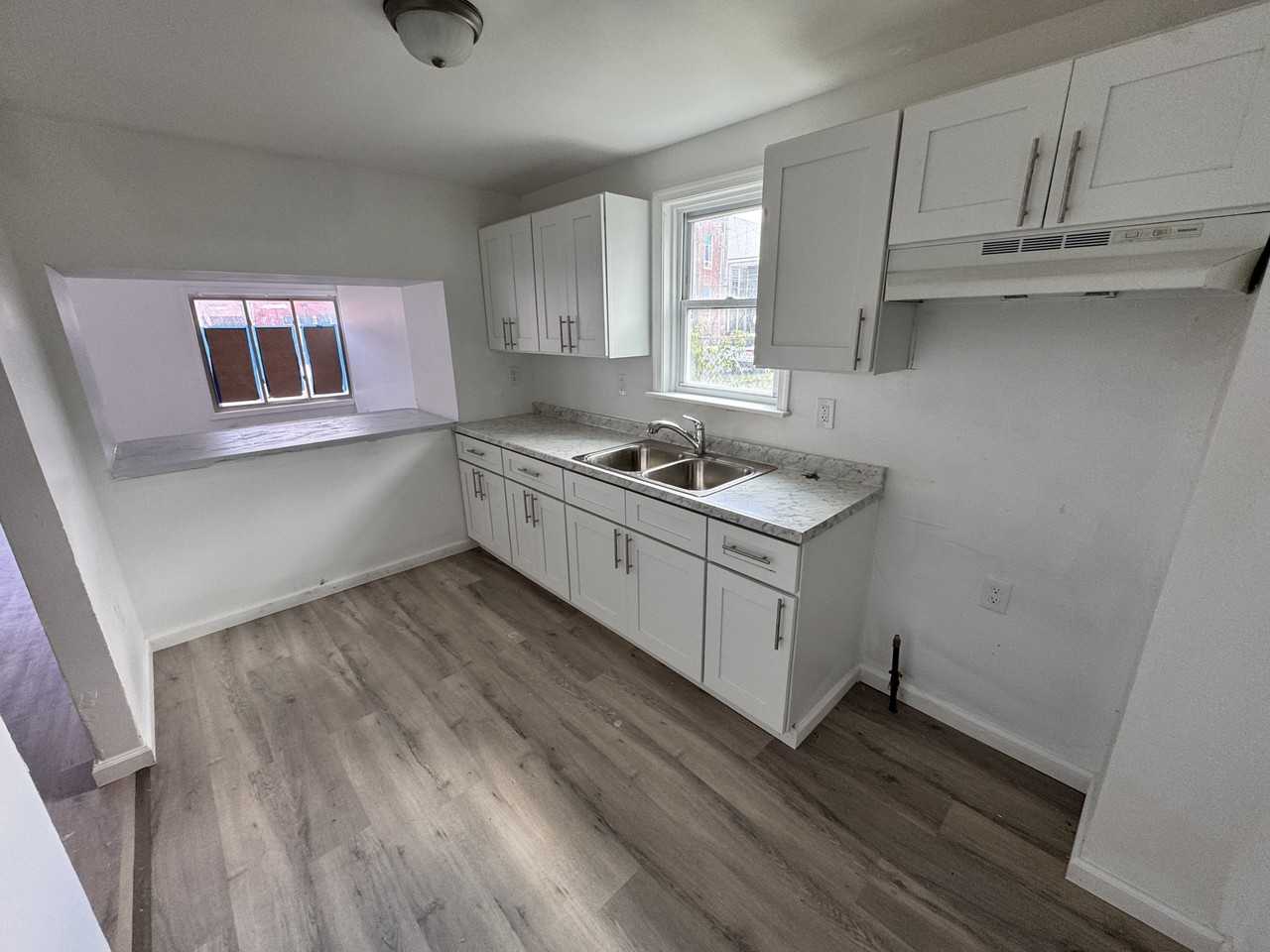 1716 N 6th St #NA - Photo 5 of 11