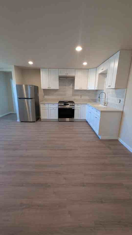 822 Jennifer Ct #B - Photo 2 of 10