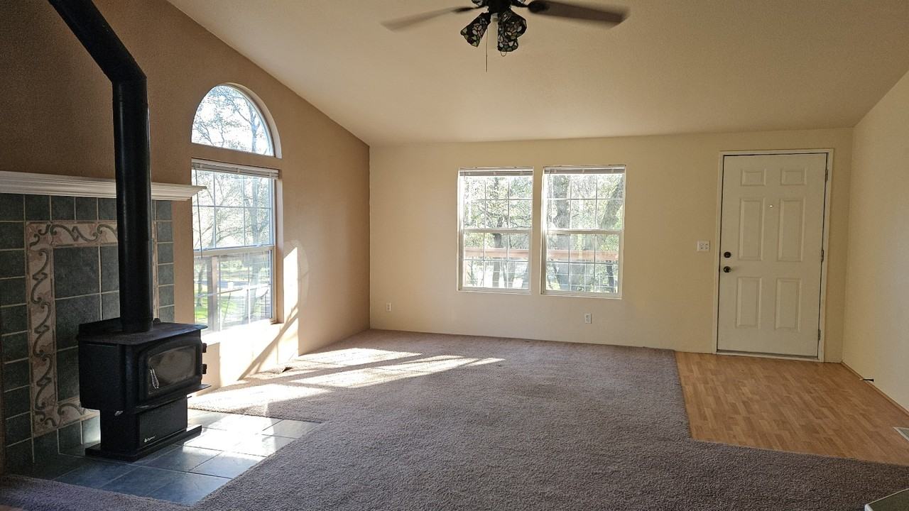 6535 Virginiatown Rd #NA - Photo 2 of 9