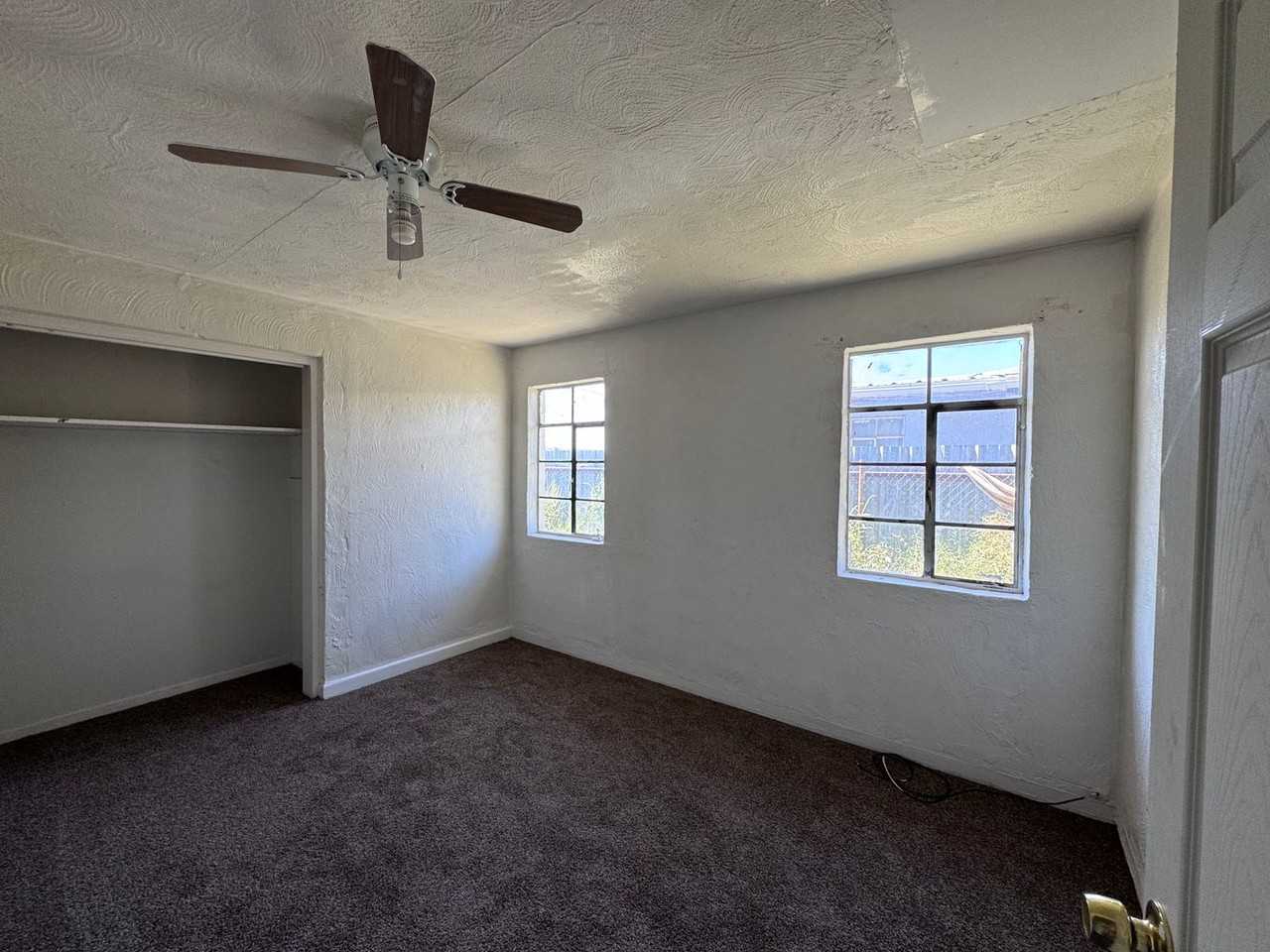 3 W Wells St - Photo 7 of 13