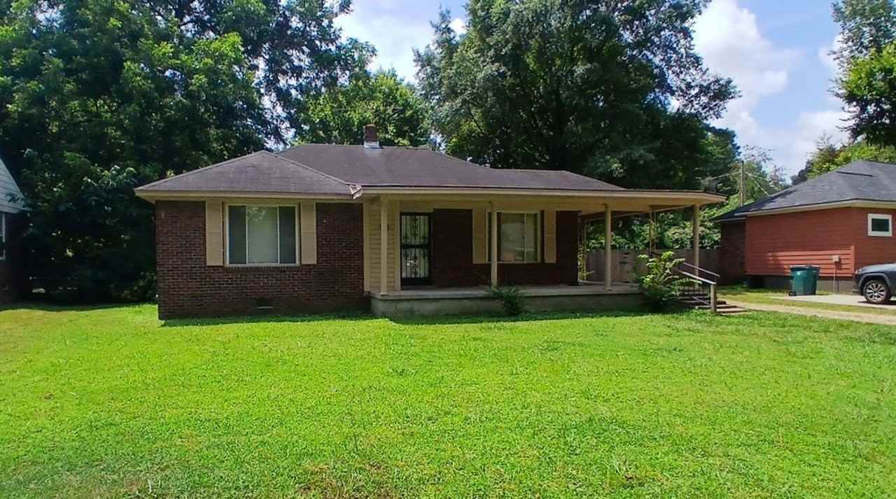 1715 Warner Avenue - Photo 3 of 16