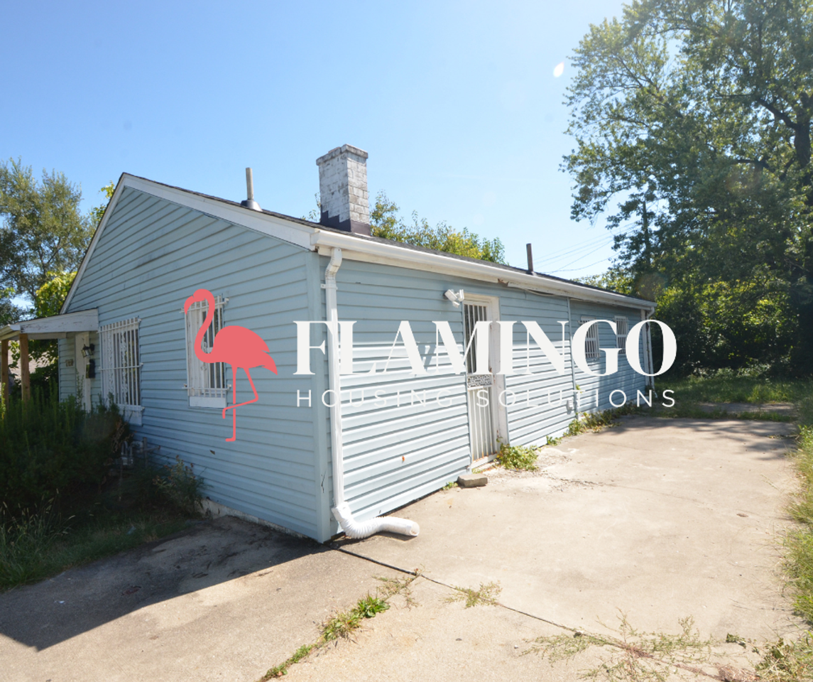 2858 Revels Ave - Photo 2 of 10