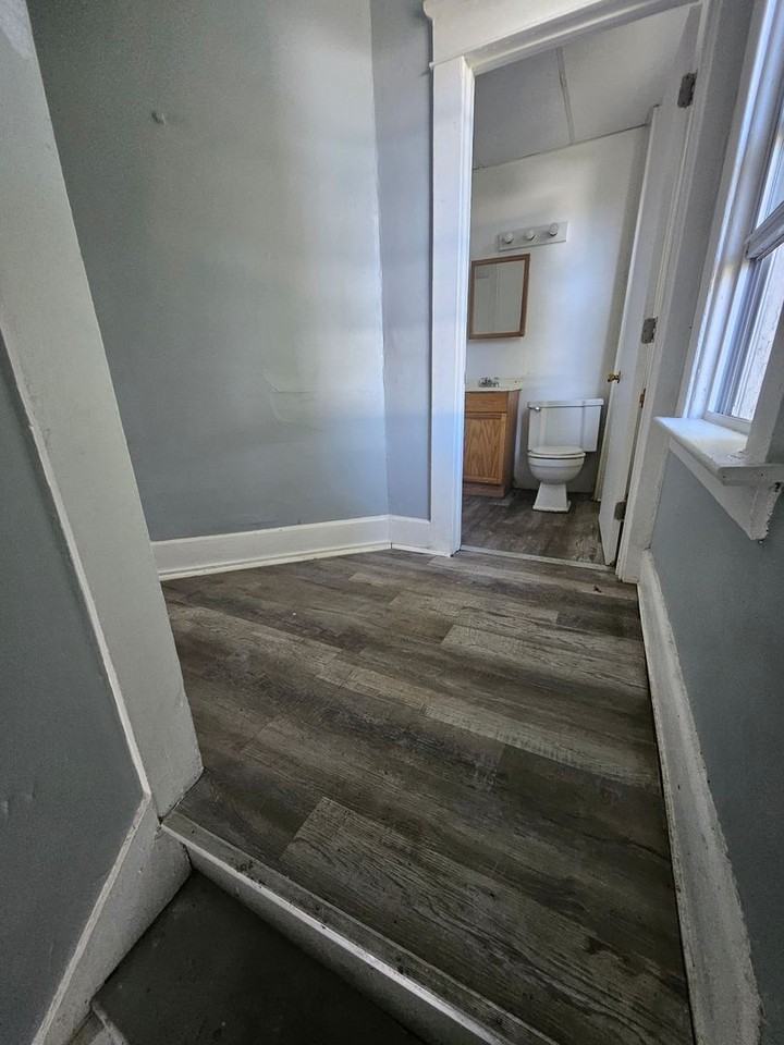 1404 E Lake Rd #2 - Photo 2 of 9