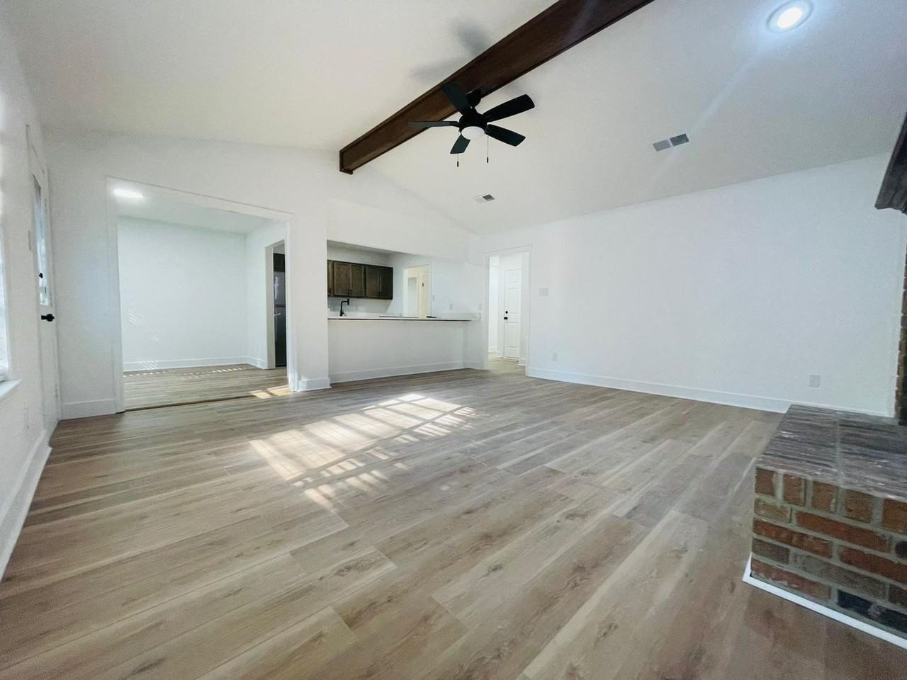 2117 Pear Orchard Dr - Photo 4 of 18