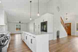 2198 E Chateau Dr - Photo 1 of 1