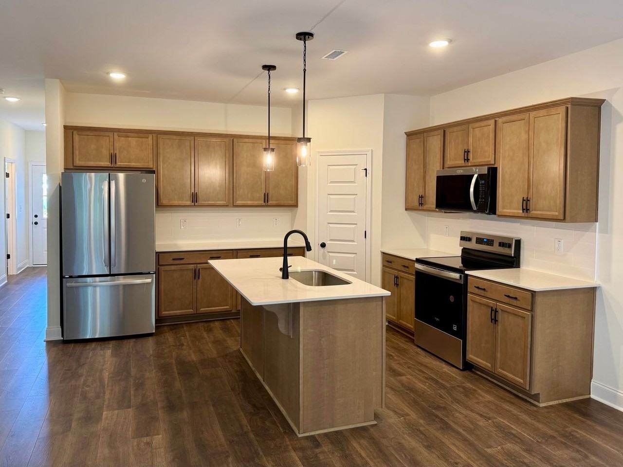 21 Calluna Dr - Photo 3 of 12