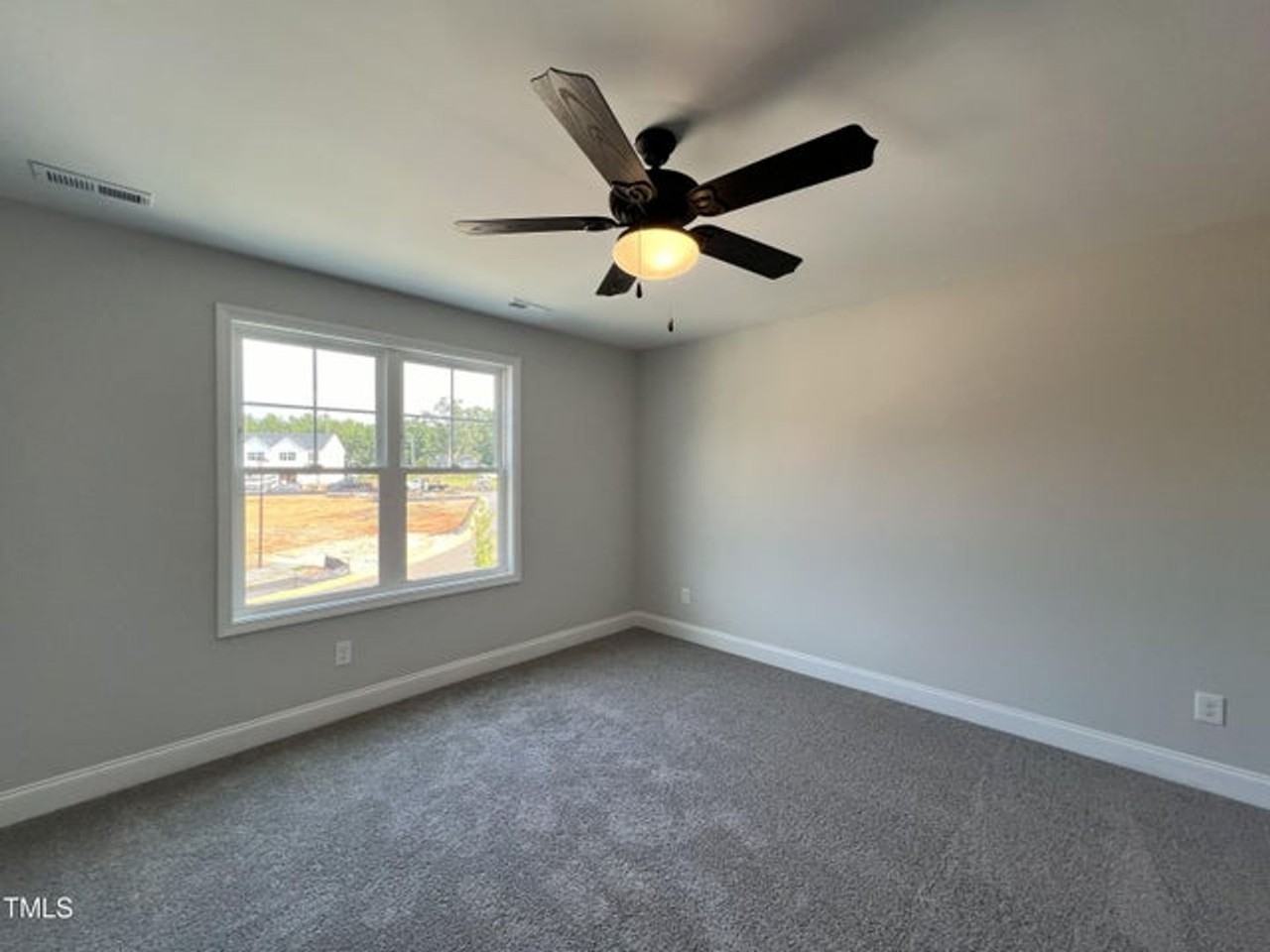21 Calluna Dr - Photo 4 of 12