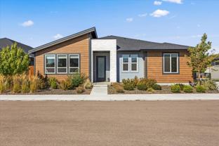 555 S Proctor Ln - Photo 1 of 1