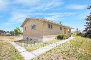 400 Mark Ln - Photo 1 of 1