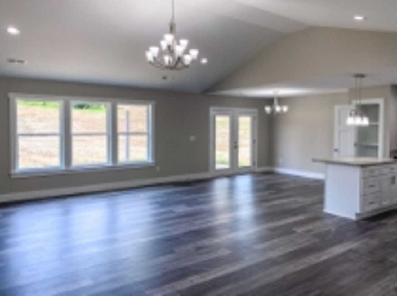 173 Falling Creek Rd - Photo 2 of 11