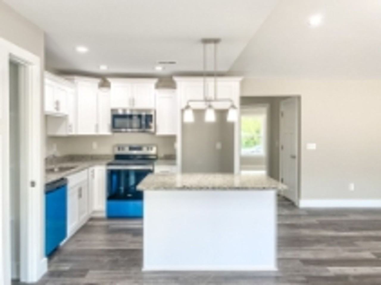 173 Falling Creek Rd - Photo 3 of 11