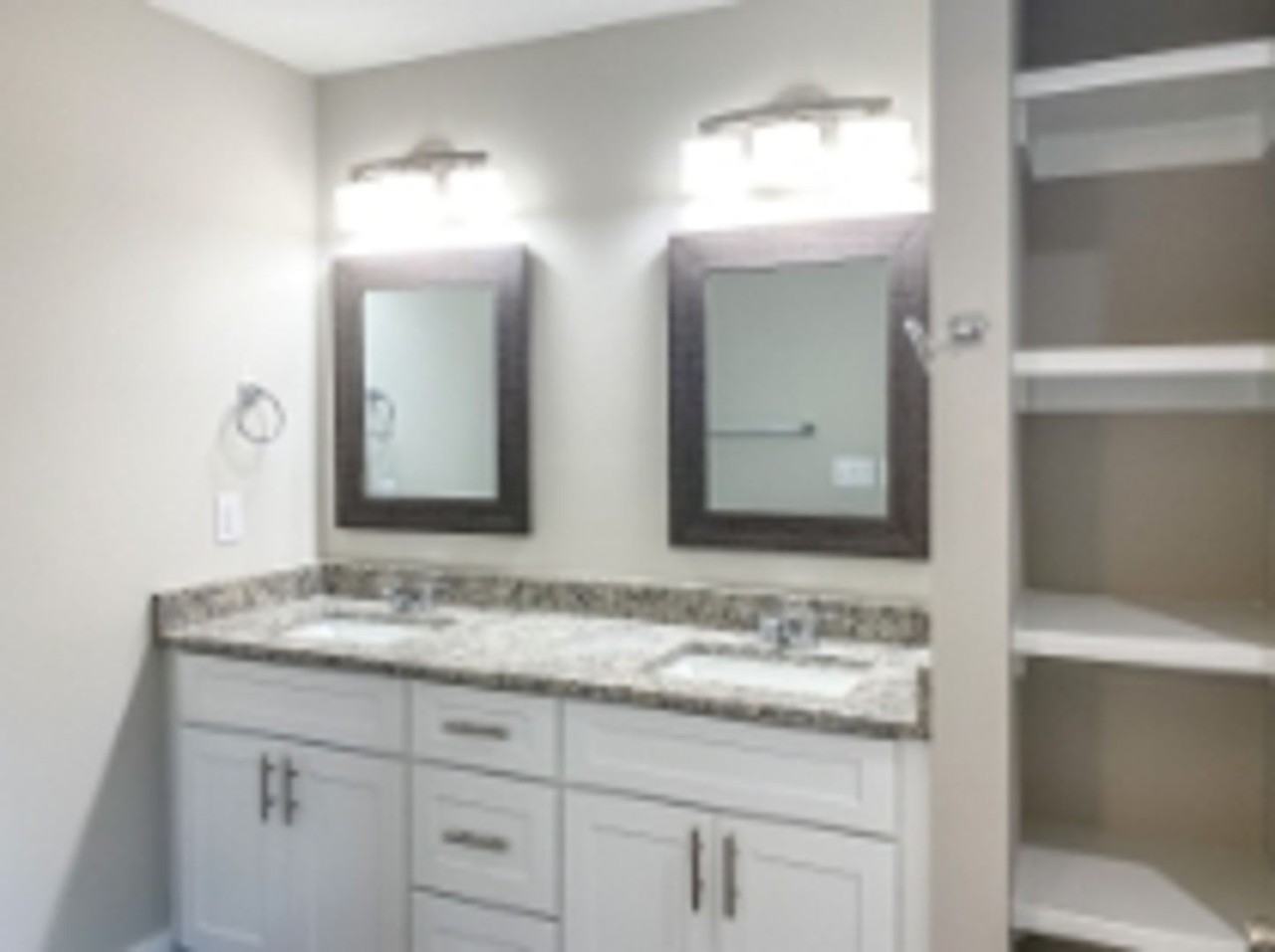 173 Falling Creek Rd - Photo 7 of 11