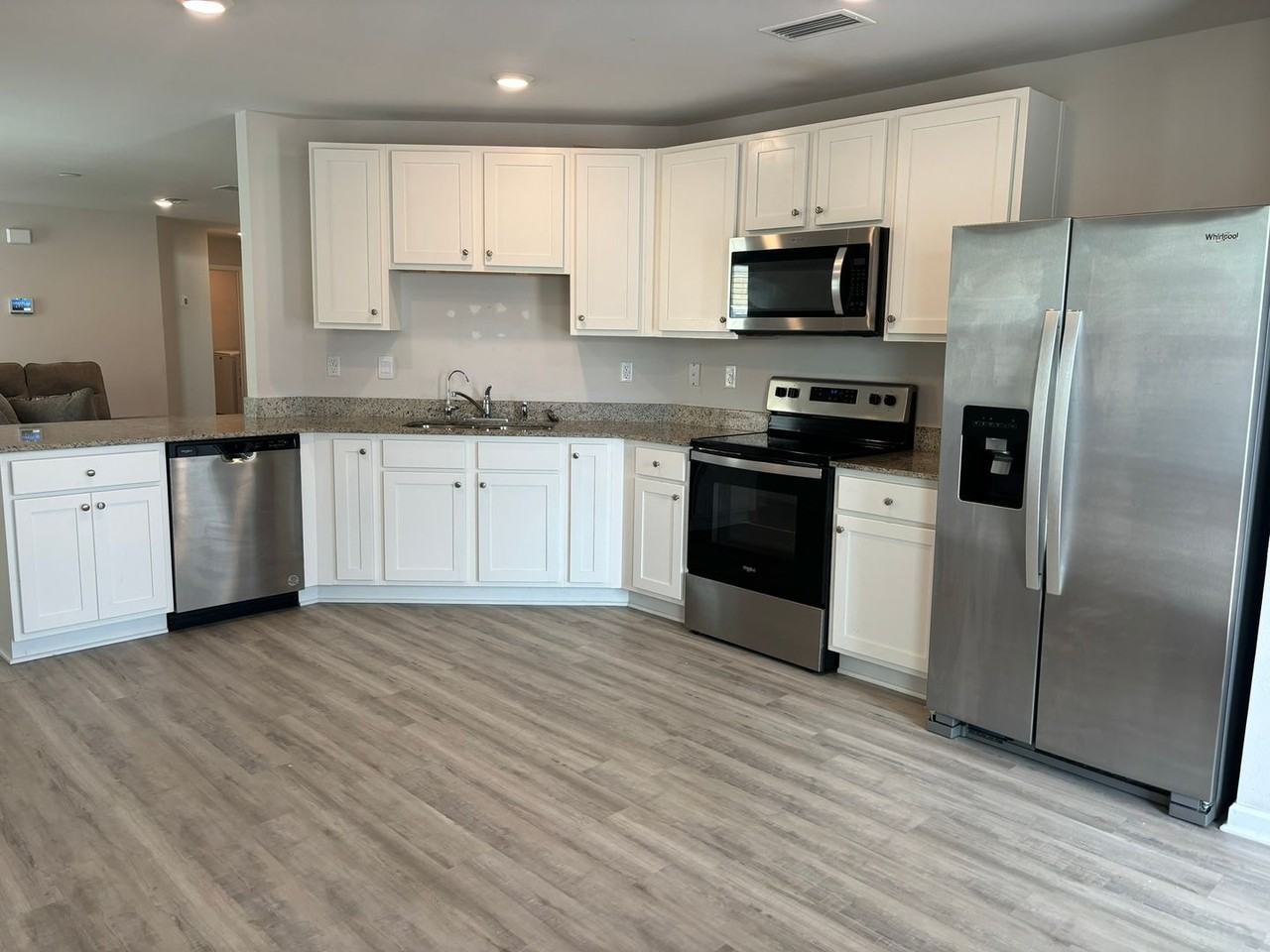 6586 Atkins Rd - Photo 3 of 31