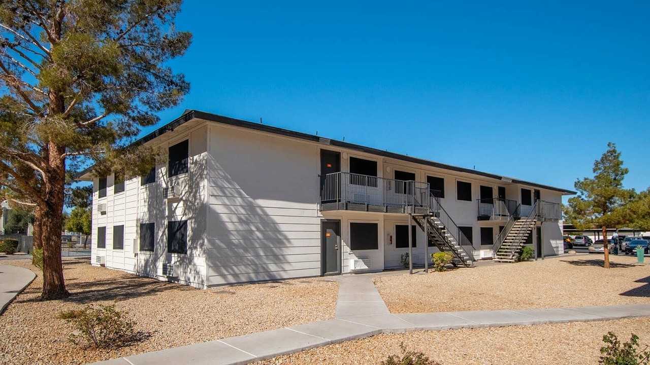 Providence at Spring Mountain - Photo 7 of 25