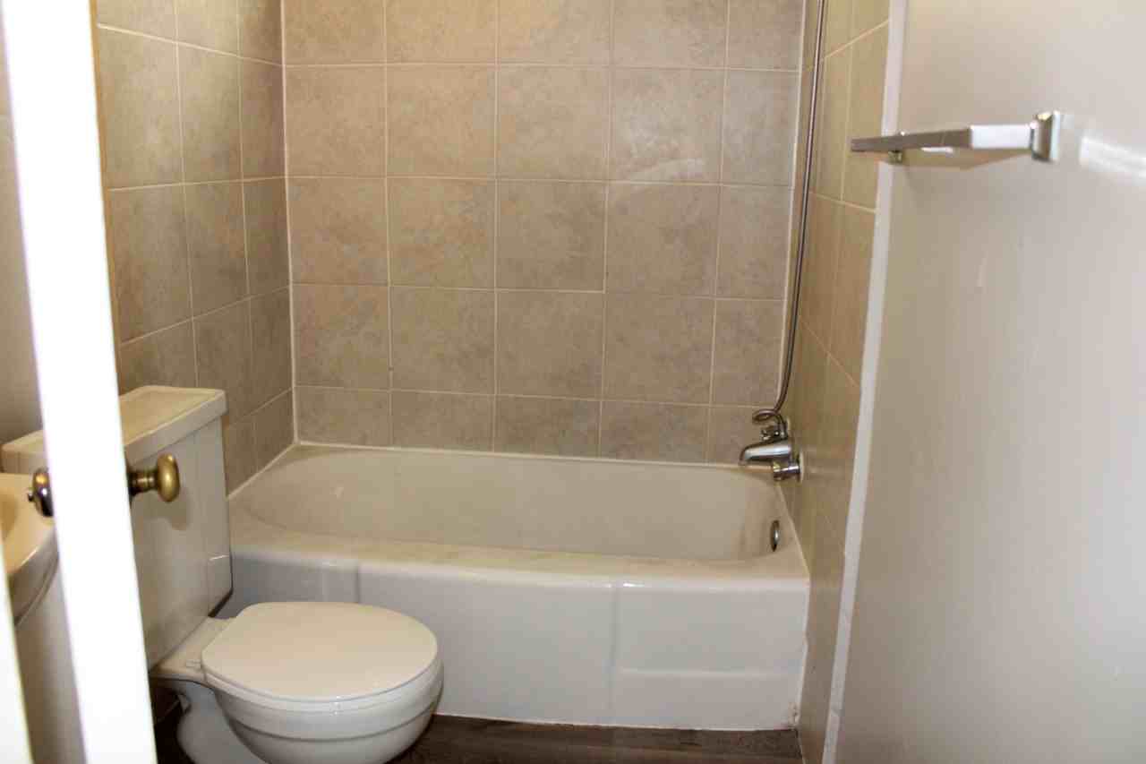 10410 97 Avenue NW - Photo 2 of 13