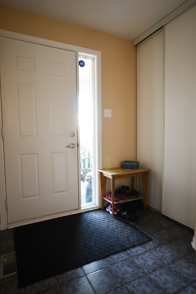 911 Maley Street - 1 - Photo 2 of 22