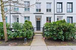 featured image of 14955 101A Avenue #8