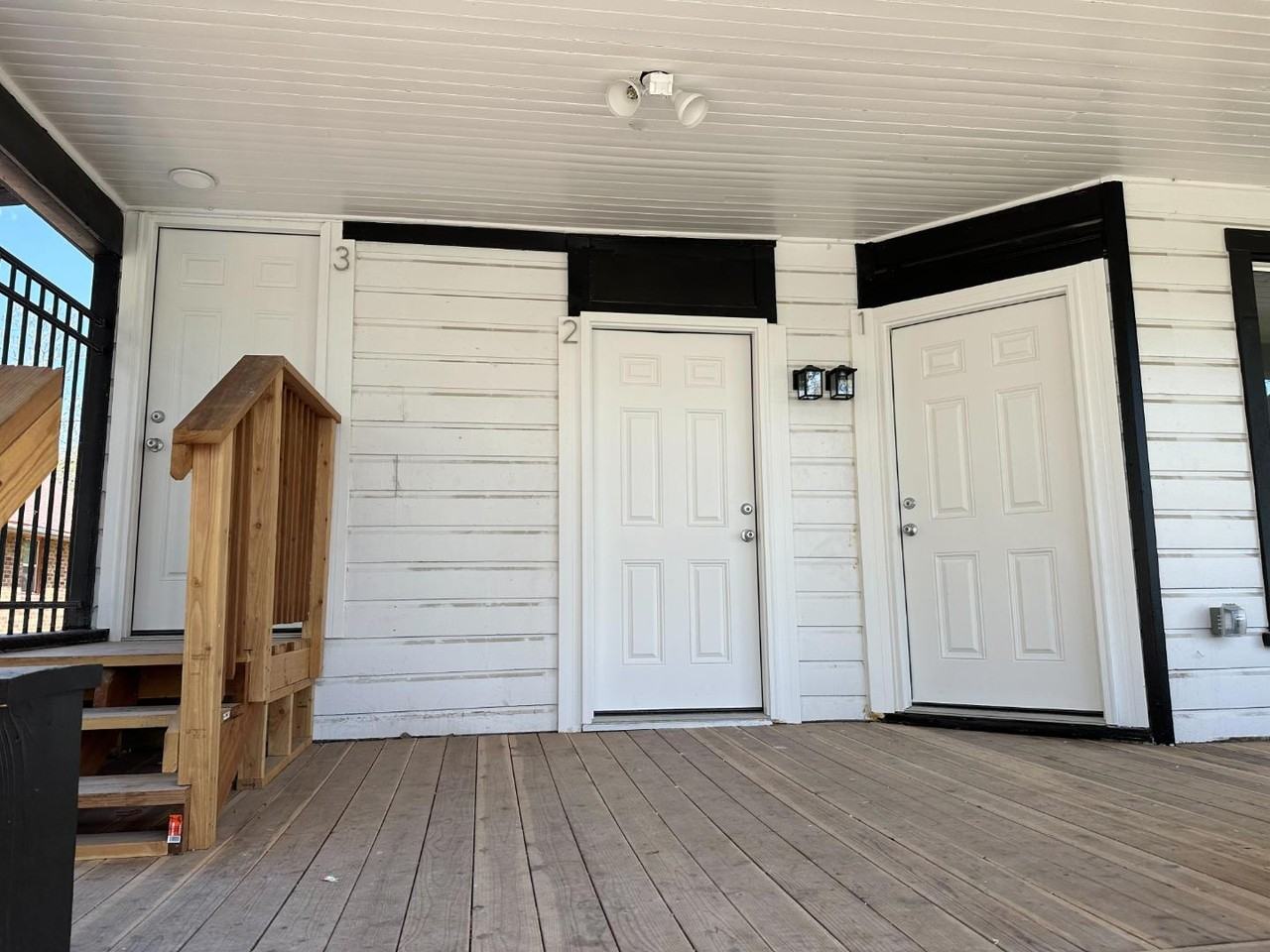 2746 Madison Ave - Photo 3 of 20