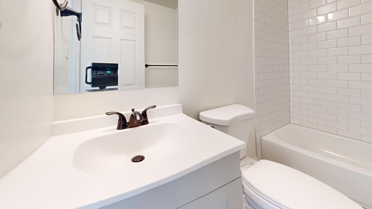 2746 Madison Ave - Photo 6 of 20