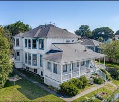 featured image of 234 Clark St