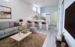 featured image of 595 King St