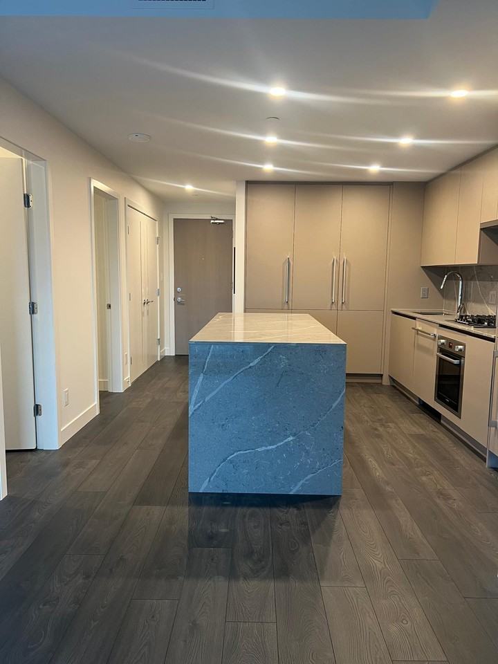 #1506- 5520 McNaughton Road - Photo 3 of 18