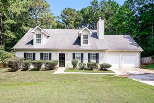 215 Carlin Ct - Photo 1 of 1