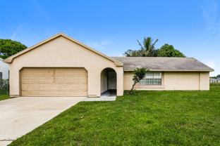 501 Sw Belmont Cir - Photo 1 of 1