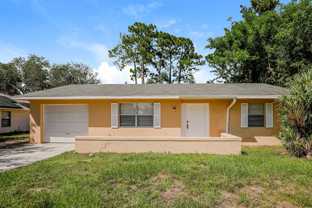 613 Se Starfish Ave - Photo 1 of 1