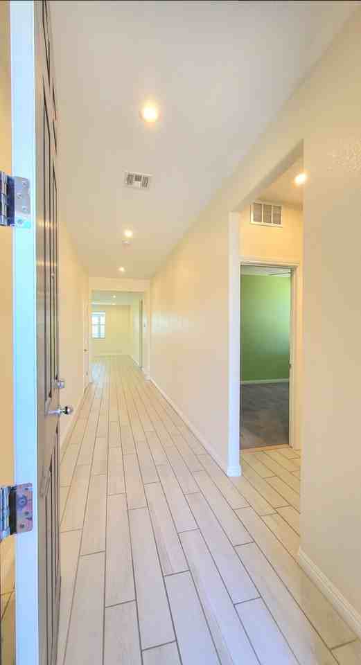 3608 East Polk Avenue - Photo 2 of 18