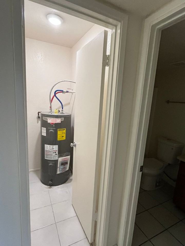 El Diablo Apartments - Photo 5 of 19