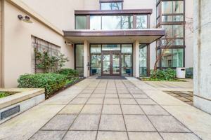 featured image of 303 Ne 16th Ave