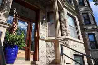 905 S Claremont - Photo 1 of 1