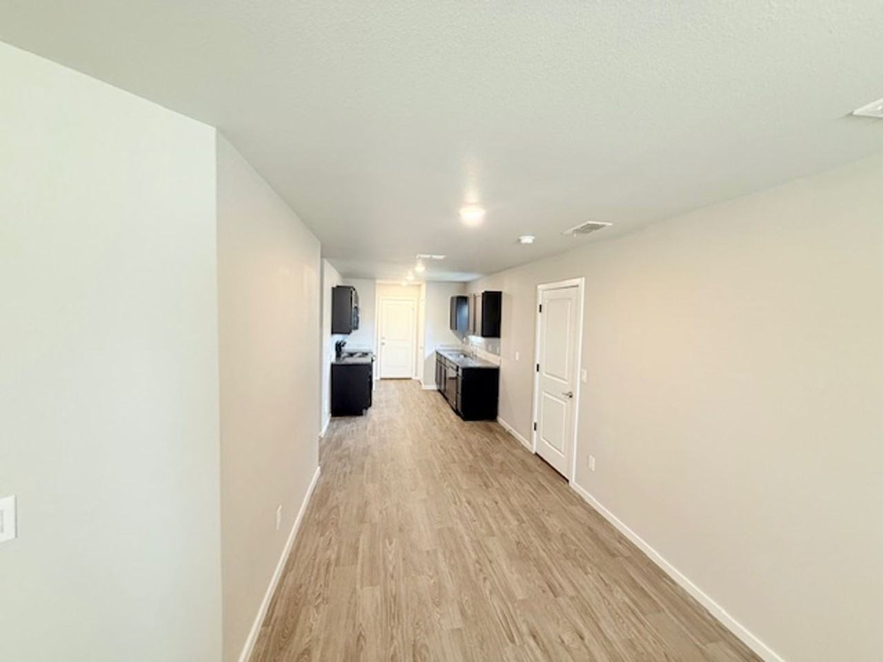 9706 Trenton Ave - Photo 2 of 11