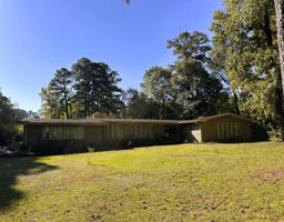 featured image of 1084 Faust Ave