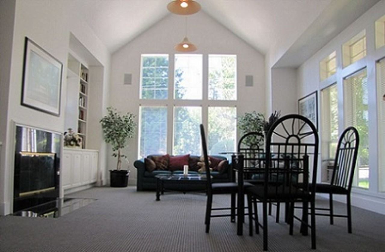 Gresham Central - Photo 5 of 11