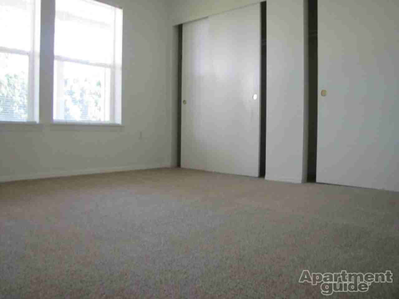 Gresham Central - Photo 6 of 6