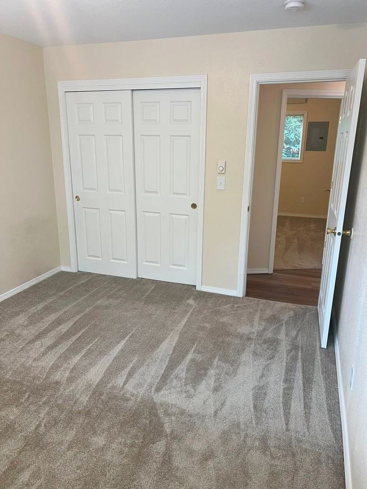 104-Oak Tree Terrace, LLC - Photo 7 of 29