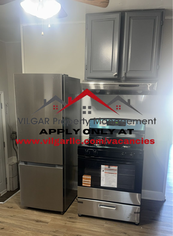 2335 Ohio Street - Photo 2 of 23