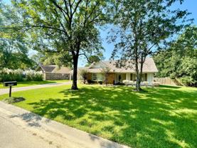 526 Olympic Dr - Photo 1 of 1