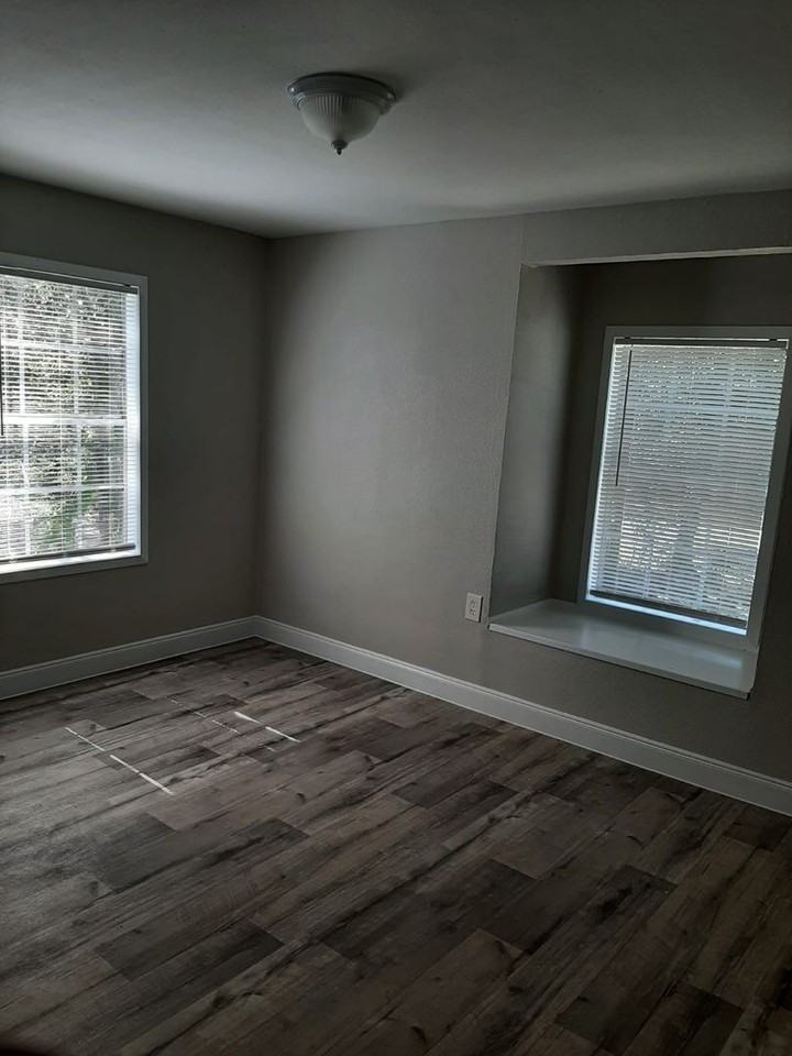 425 Cornell Rd - Photo 5 of 10