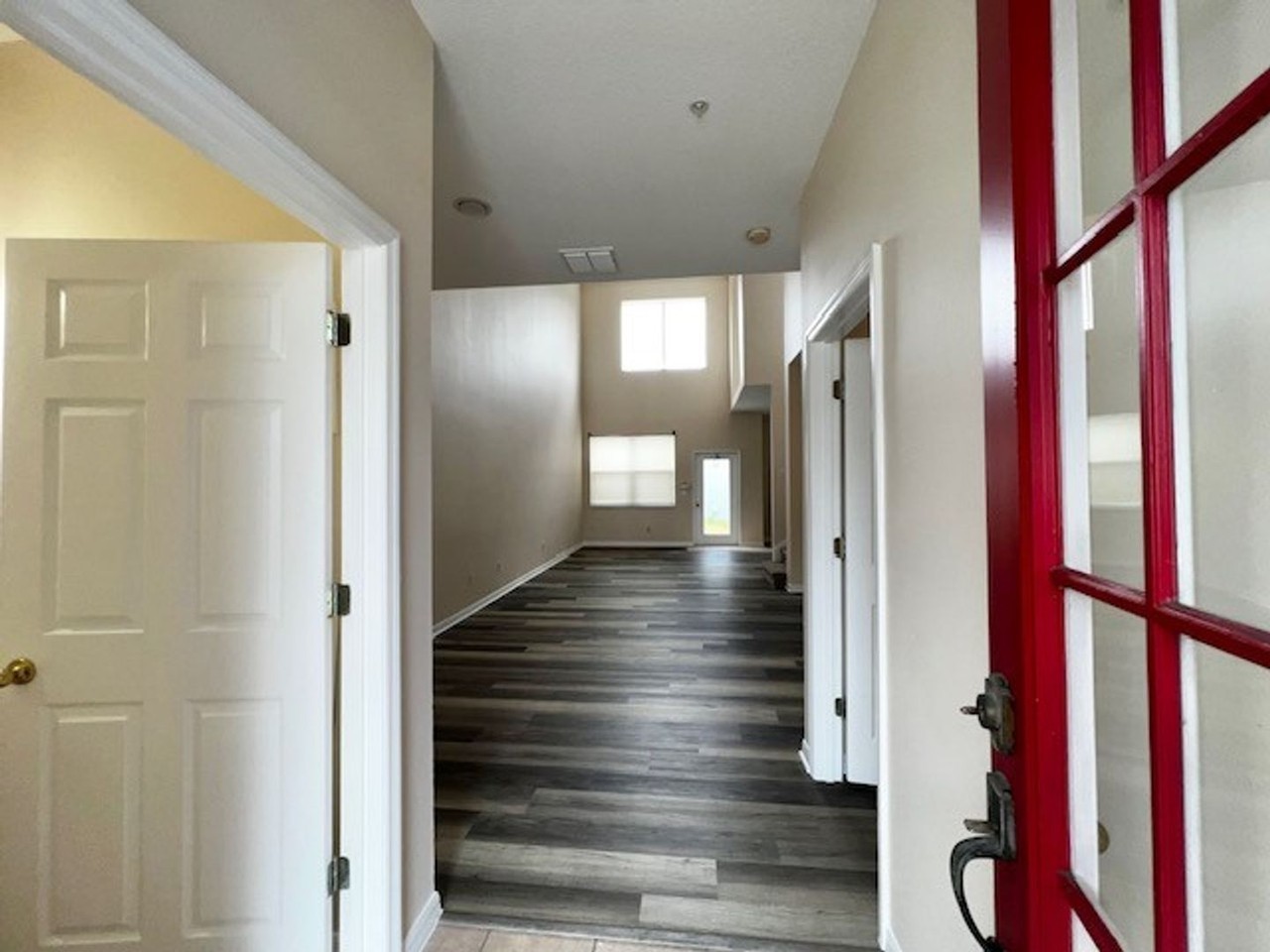 10210 Vickers Ridge Dr - Photo 4 of 50