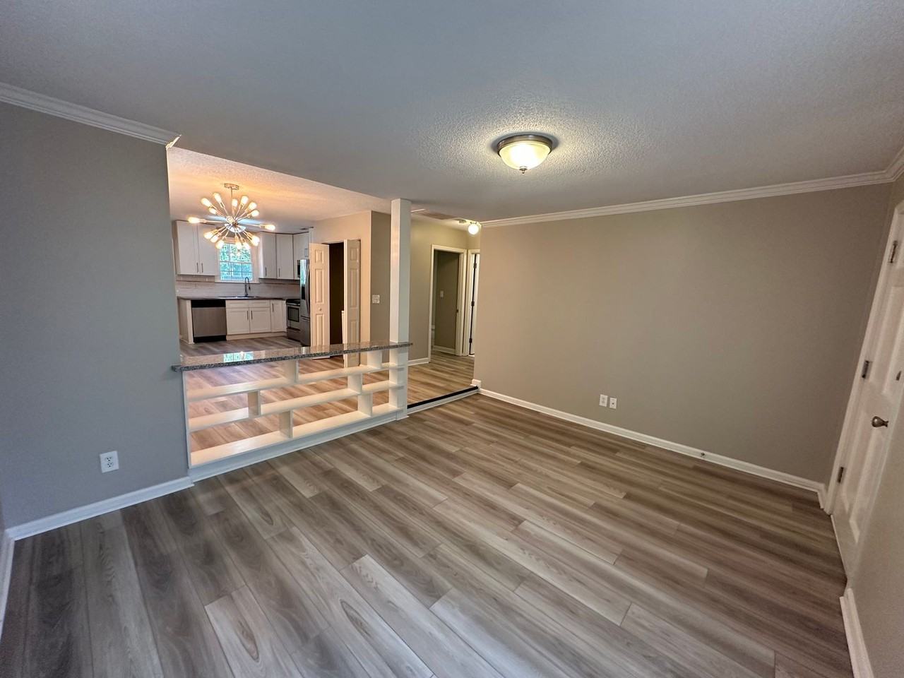 528 High St - Photo 2 of 10